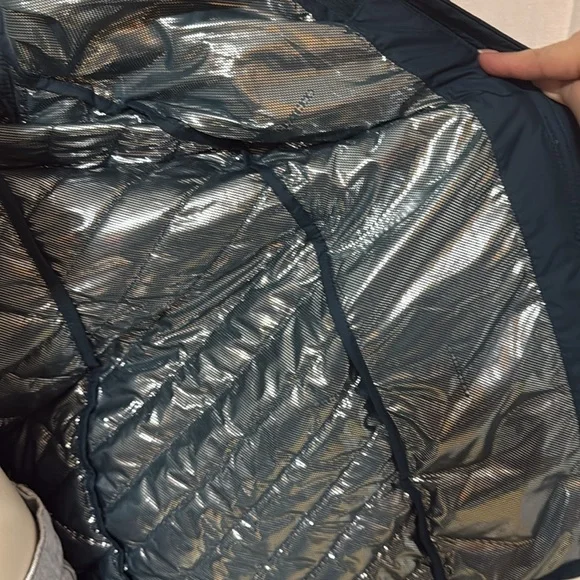 Columbia Women's Black Quilted Jacket - Picture 9 of 14